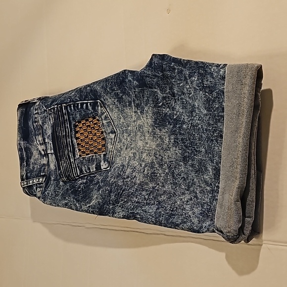 NWT Benava Butt Lifting Jean Shorts Acid Wash Stretchy Size 20 - Picture 7 of 16